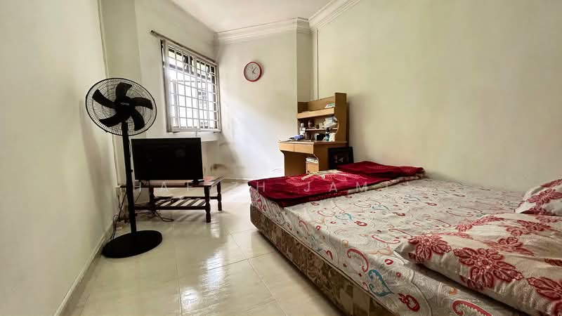 258A Compassvale Road, 258A Compassvale Road, 3 Bedrooms, 1,184 sqft, HDB Flat For Sale, by Hafizh Jamil, 500207828 - Bedroom - PropertyGuru.com.sg