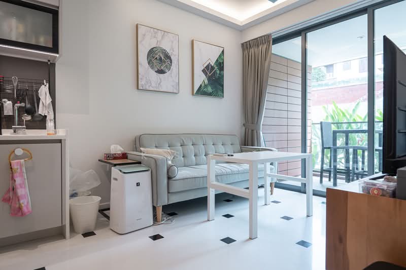 Sophia Hills, 9 Mount Sophia, 1 Bedroom, 570 sqft, Condominium For Sale, by K.S Tan, 500207835 - Living Room - PropertyGuru.com.sg