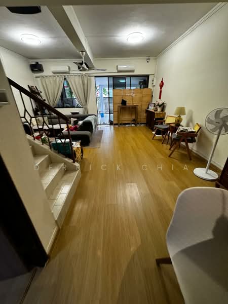 MacPherson road, MacPherson road, Hougang / Punggol / Sengkang, 4 Bedrooms, 2,500 sqft, Terraced House For Sale, by Derrick Chia, 500207844 - PropertyGuru.com.sg