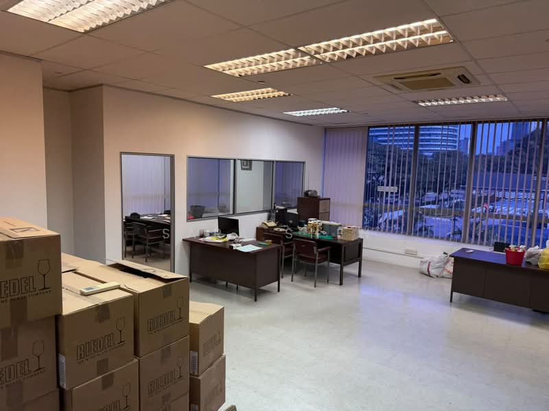 One Commonwealth, 1 Commonwealth Lane, 1,281 sqft, Light Industrial (B1) For Rent, by Sara Shen, 500207856 - Interior - CommercialGuru.com.sg