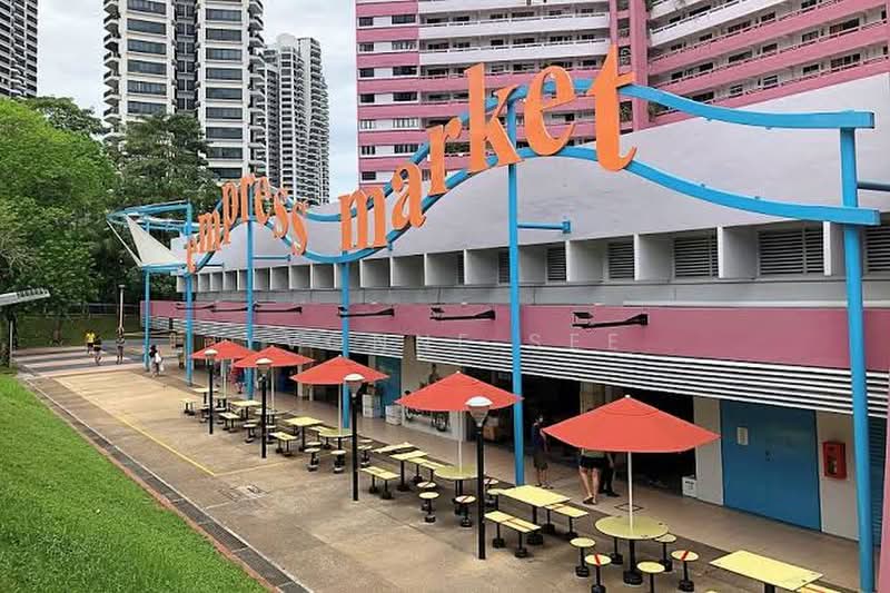 D Leedon, , 3 Bedrooms, 1,184 sqft, Condominium For Rent, by Yvonne See, 500207867 - Mkt & Hawker center nearby - PropertyGuru.com.sg