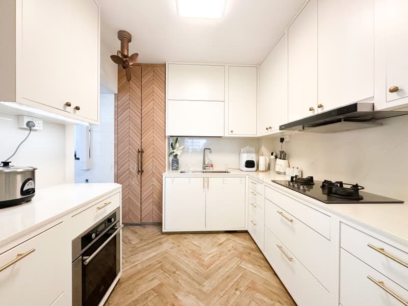 722 Tampines Street 72, 722 Tampines Street 72, 3 Bedrooms, 1,281 sqft, HDB Flat For Sale, by Nur Ameera Asyikeen, 500207874 - Kitchen - PropertyGuru.com.sg