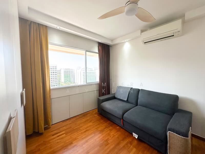 722 Tampines Street 72, 722 Tampines Street 72, 3 Bedrooms, 1,281 sqft, HDB Flat For Sale, by Nur Ameera Asyikeen, 500207874 - Living Room - PropertyGuru.com.sg