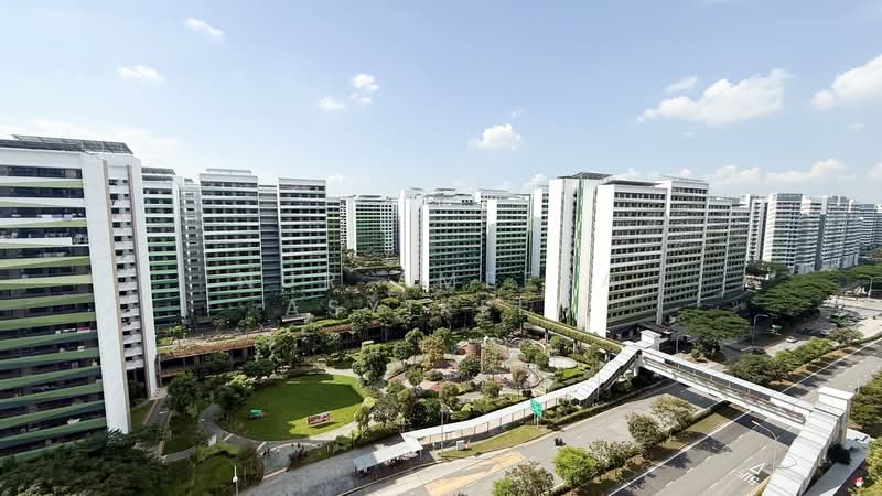 722 Tampines Street 72, 722 Tampines Street 72, 3 Bedrooms, 1,281 sqft, HDB Flat For Sale, by Nur Ameera Asyikeen, 500207874 - Exterior - PropertyGuru.com.sg