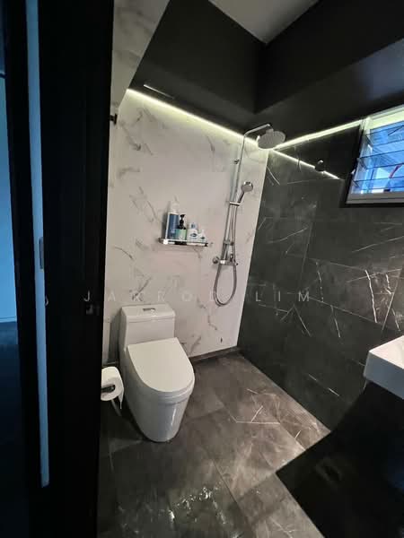 682A Edgedale Plains, 682A Edgedale Plains, Room Rental, 90 sqft, HDB Flat For Rent, by Jarrod Lim, 500207878 - Bathroom - PropertyGuru.com.sg