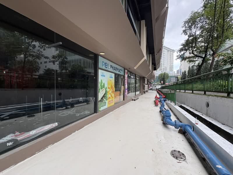 Orchard Towers, 400 Orchard Road, 1,194 sqft, Other Retail For Rent, by James Tay, 500207890 - Exterior - CommercialGuru.com.sg