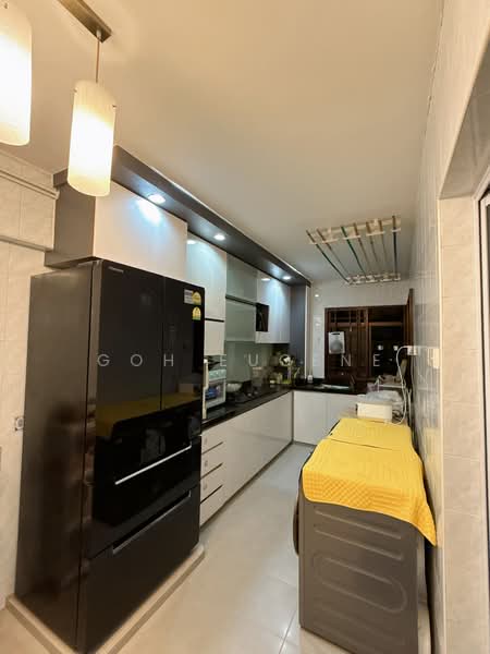 635 Jurong West Street 65, 635 Jurong West Street 65, 3 Bedrooms, 980 sqft, HDB Flat For Sale, by Goh Eugene, 500207901 - Kitchen - PropertyGuru.com.sg