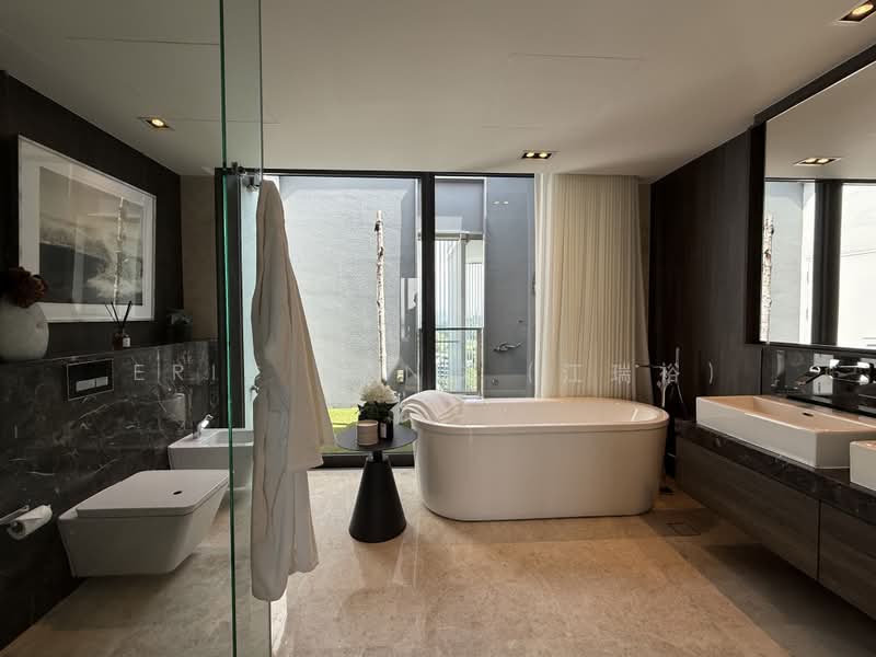 Cape Royale, 25 Cove Way, 3 Bedrooms, 3,391 sqft, Condominium For Sale, by Eric KANG (江瑞裕), 500207926 - Bathroom - PropertyGuru.com.sg