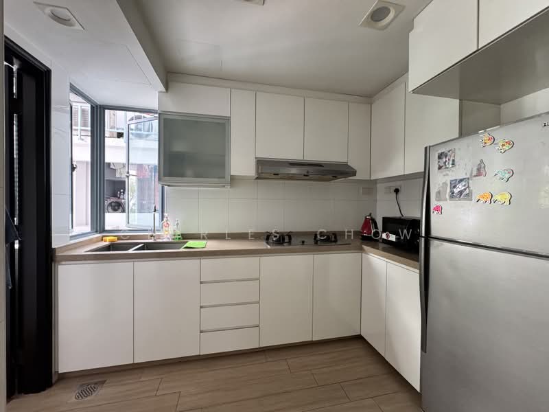 Aquarius By The Park, 5 Bedok Reservoir View, Room Rental, 100 sqft, Condominium For Rent, by Charles Chow, 500207932 - Kitchen - PropertyGuru.com.sg