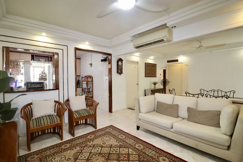 353 Tampines Street 33, 353 Tampines Street 33, 3 Bedrooms, 1,152 sqft, HDB Flat For Sale, by Zahidah Sauki, 500207937 - Living Room - PropertyGuru.com.sg