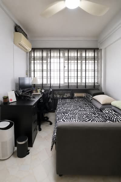 353 Tampines Street 33, 353 Tampines Street 33, 3 Bedrooms, 1,152 sqft, HDB Flat For Sale, by Zahidah Sauki, 500207937 - Bedroom - PropertyGuru.com.sg