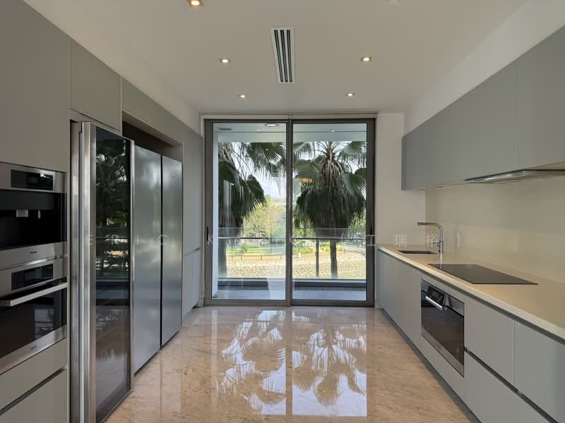 Seascape @ Sentosa Cove, 55 Cove Way, 4 Bedrooms, 4,069 sqft, Apartment For Sale, by Eric KANG (江瑞裕), 500207944 - Kitchen - PropertyGuru.com.sg