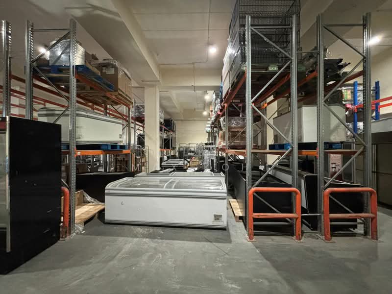 JTC factory Senoko Road with open yard, SENOKO CRESCENT, 94,000 sqft, Factory / Workshop (B2) For Sale, by Max Koh, 500207951 - Interior - CommercialGuru.com.sg