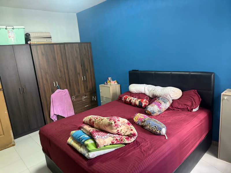 701 Hougang Avenue 2, 701 Hougang Avenue 2, 2 Bedrooms, 720 sqft, HDB Flat For Rent, by Irene Choo, 500207965 - Bedroom - PropertyGuru.com.sg