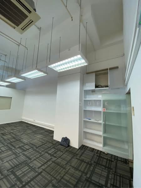 Tradehub 21, 18 Boon Lay Way, 1,485 sqft, Light Industrial (B1) For Sale, by Faith Quek, 500207966 - CommercialGuru.com.sg