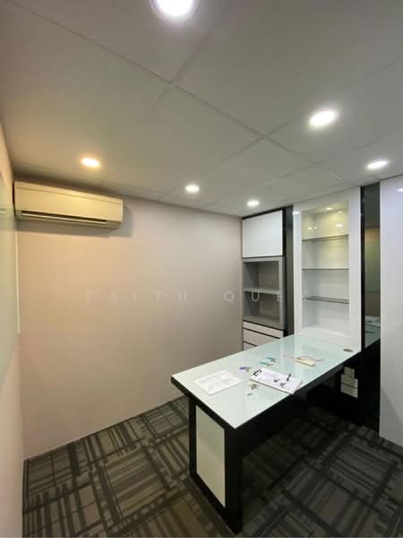 Tradehub 21, 18 Boon Lay Way, 1,485 sqft, Light Industrial (B1) For Sale, by Faith Quek, 500207966 - CommercialGuru.com.sg