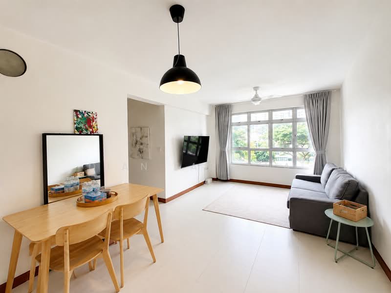 450A Sengkang West Way, 450A Sengkang West Way, 3 Bedrooms, 990 sqft, HDB Flat For Sale, by Dian Farhana, 500207968 - Living Room - PropertyGuru.com.sg