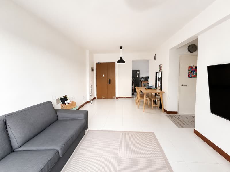450A Sengkang West Way, 450A Sengkang West Way, 3 Bedrooms, 990 sqft, HDB Flat For Sale, by Dian Farhana, 500207968 - Living Room - PropertyGuru.com.sg