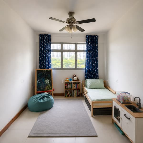450A Sengkang West Way, 450A Sengkang West Way, 3 Bedrooms, 990 sqft, HDB Flat For Sale, by Dian Farhana, 500207968 - Common Bedroom 1 - PropertyGuru.com.sg