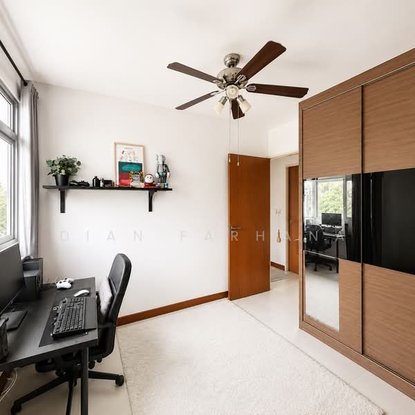 450A Sengkang West Way, 450A Sengkang West Way, 3 Bedrooms, 990 sqft, HDB Flat For Sale, by Dian Farhana, 500207968 - Common Bedroom 2 - PropertyGuru.com.sg