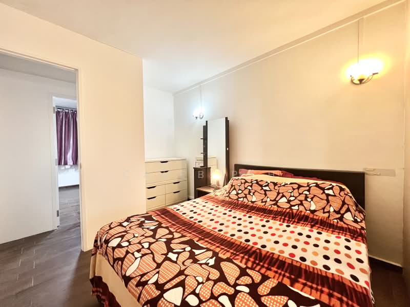 163 Bedok South Road, 163 Bedok South Road, 3 Bedrooms, 893 sqft, HDB Flat For Sale, by Caleb Peh, 500207979 - Master Bedroom - PropertyGuru.com.sg