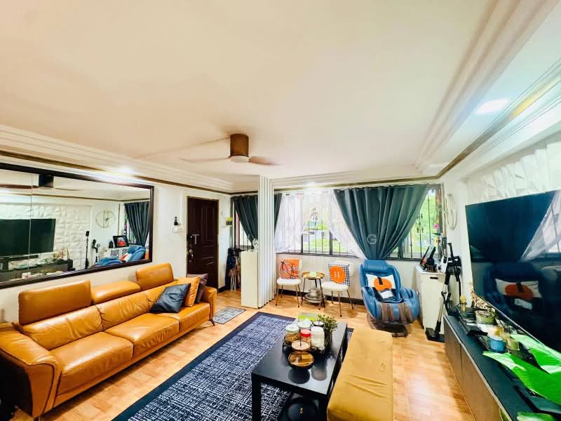 214 Lorong 8 Toa Payoh, 214 Lorong 8 Toa Payoh, 3 Bedrooms, 882 sqft, HDB Flat For Sale, by Steven NG, 500207992 - Living Room - PropertyGuru.com.sg