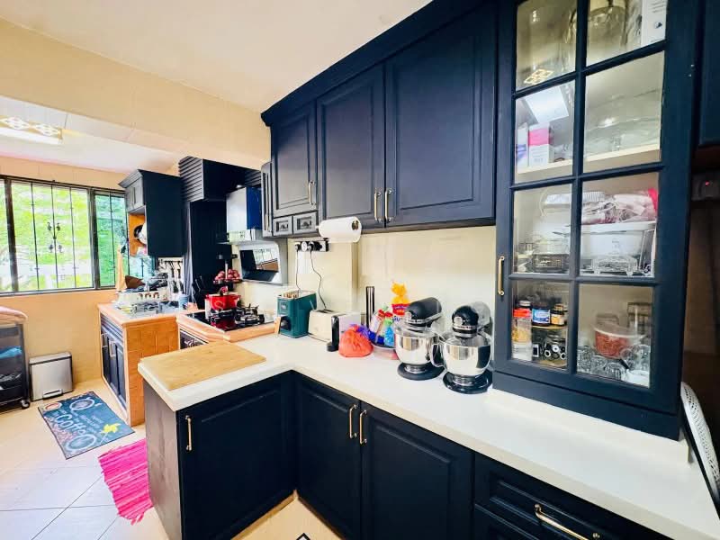 214 Lorong 8 Toa Payoh, 214 Lorong 8 Toa Payoh, 3 Bedrooms, 882 sqft, HDB Flat For Sale, by Steven NG, 500207992 - Kitchen - PropertyGuru.com.sg