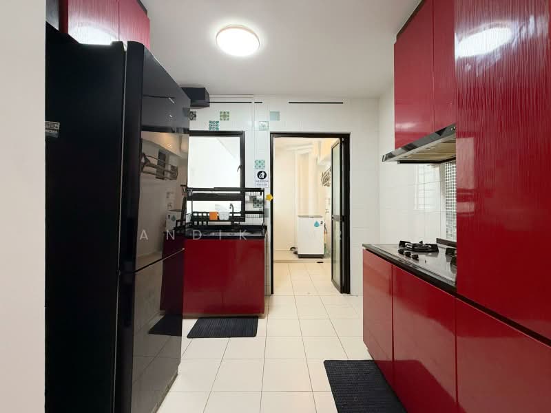 441D Fernvale Road, 441D Fernvale Road, 3 Bedrooms, 1,001 sqft, HDB Flat For Sale, by Andik Imran, 500208000 - Kitchen - PropertyGuru.com.sg