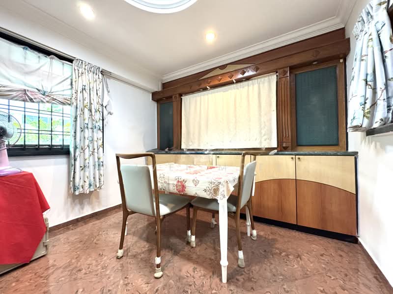 577 Hougang Avenue 4, 577 Hougang Avenue 4, 4 Bedrooms, 1,507 sqft, HDB Flat For Sale, by Oliver Moey, 500208001 - Dining Room - PropertyGuru.com.sg