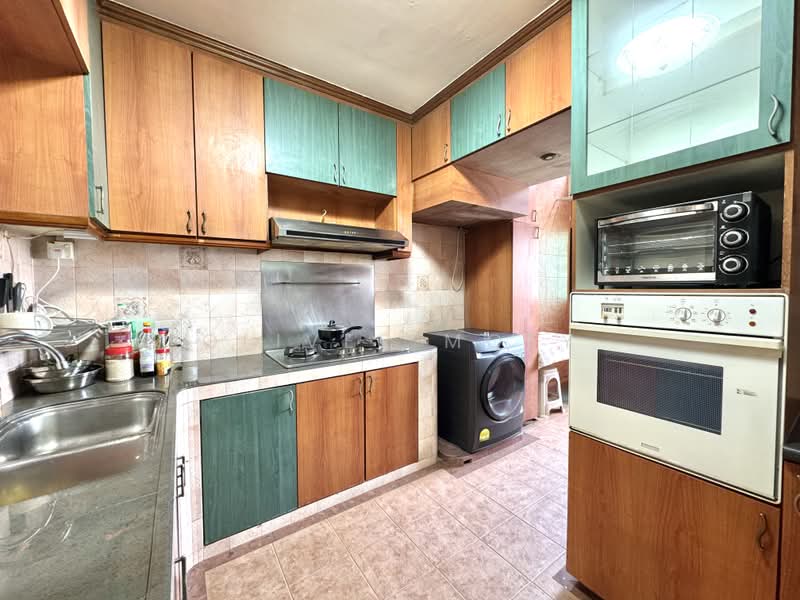 577 Hougang Avenue 4, 577 Hougang Avenue 4, 4 Bedrooms, 1,507 sqft, HDB Flat For Sale, by Oliver Moey, 500208001 - Kitchen - PropertyGuru.com.sg