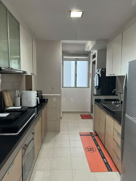 Lakeholmz, 82 Corporation Road, Room Rental, 120 sqft, Condominium For Rent, by Pheron Lim, 500208016 - Kitchen - PropertyGuru.com.sg