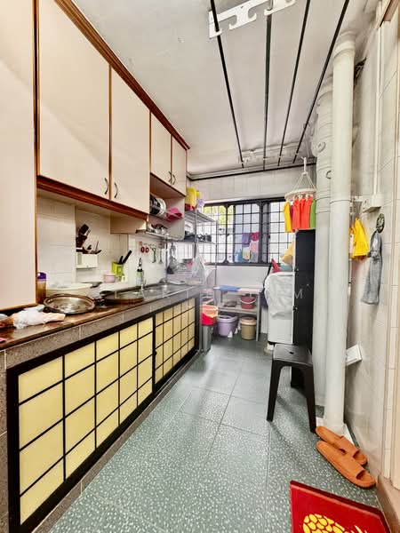 278 Toh Guan Road, 278 Toh Guan Road, 3 Bedrooms, 1,302 sqft, HDB Flat For Sale, by Clarie Lim, 500208019 - Kitchen - PropertyGuru.com.sg