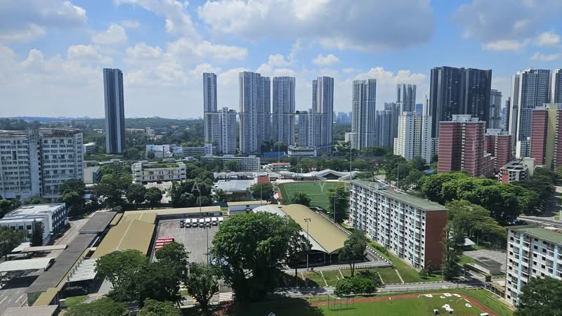 23A Queen's Close, 23A Queen's Close, 2 Bedrooms, 818 sqft, HDB Flat For Sale, by James Yeo, 500208030 - Exterior - PropertyGuru.com.sg