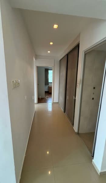 Laguna Park, 5000A Marine Parade Road, 3 Bedrooms, 1,453 sqft, Apartment For Sale, by Eric Lim, 500208053 - Corridor - PropertyGuru.com.sg