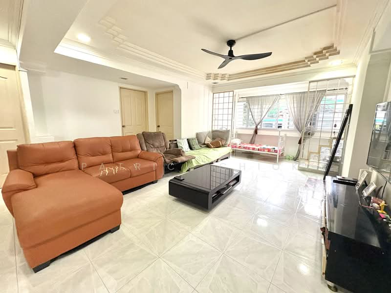 706 Pasir Ris Drive 10, 706 Pasir Ris Drive 10, 3 Bedrooms, 1,334 sqft, HDB Flat For Sale, by Patrick Chiok, 500208061 - Living Room - PropertyGuru.com.sg