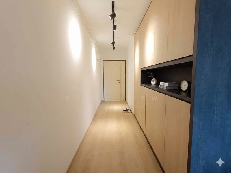 682C Woodlands Drive 73, 682C Woodlands Drive 73, 3 Bedrooms, 1,292 sqft, HDB Flat For Sale, by Elise Liew, 500208063 - Corridor - PropertyGuru.com.sg