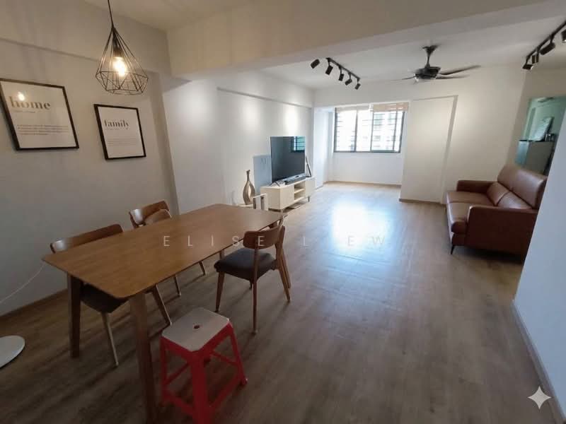 682C Woodlands Drive 73, 682C Woodlands Drive 73, 3 Bedrooms, 1,292 sqft, HDB Flat For Sale, by Elise Liew, 500208063 - Living Room - PropertyGuru.com.sg