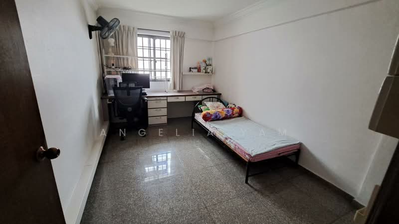 634 Ang Mo Kio Avenue 6, 634 Ang Mo Kio Avenue 6, 3 Bedrooms, 980 sqft, HDB Flat For Sale, by Angelia Yam, 500208070 - 2nd Common Bedroom - PropertyGuru.com.sg