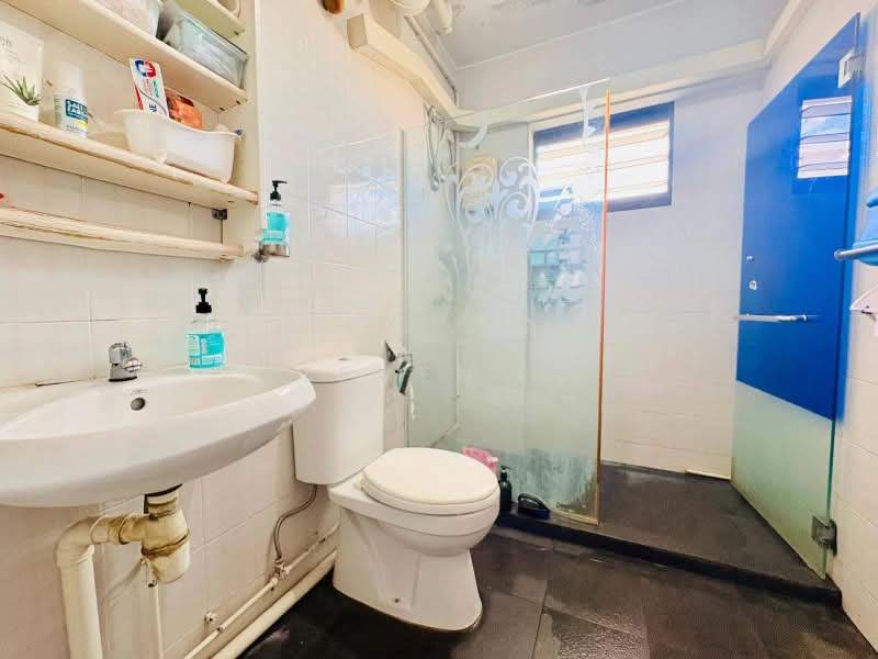 531 Woodlands Drive 14, 531 Woodlands Drive 14, 3 Bedrooms, 1,356 sqft, HDB Flat For Sale, by Steven NG, 500208077 - Bathroom - PropertyGuru.com.sg