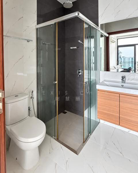 Urban Vista Master Room ensuite for Rent, Tanah Merah Kechil Link, Bedok / Upper East Coast, Room Rental, 150 sqft, Condominium For Rent, by Alexis Chia 谢慧丽, 500208090 - Bathroom - PropertyGuru.com.sg