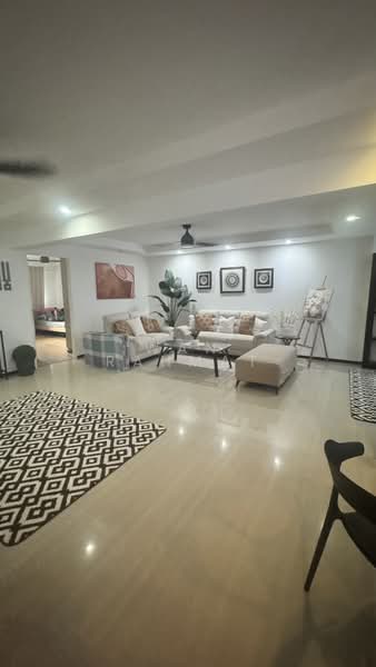 111 Gangsa Road, 111 Gangsa Road, 3 Bedrooms, 1,421 sqft, HDB Flat For Sale, by Wan Rahmat, 500208136 - Living Room - PropertyGuru.com.sg