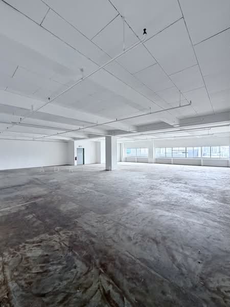 Perfect One, 1 Genting Link, 1,335 sqft, Light Industrial (B1) For Rent, by Adrian Chay, 500208141 - Interior - CommercialGuru.com.sg