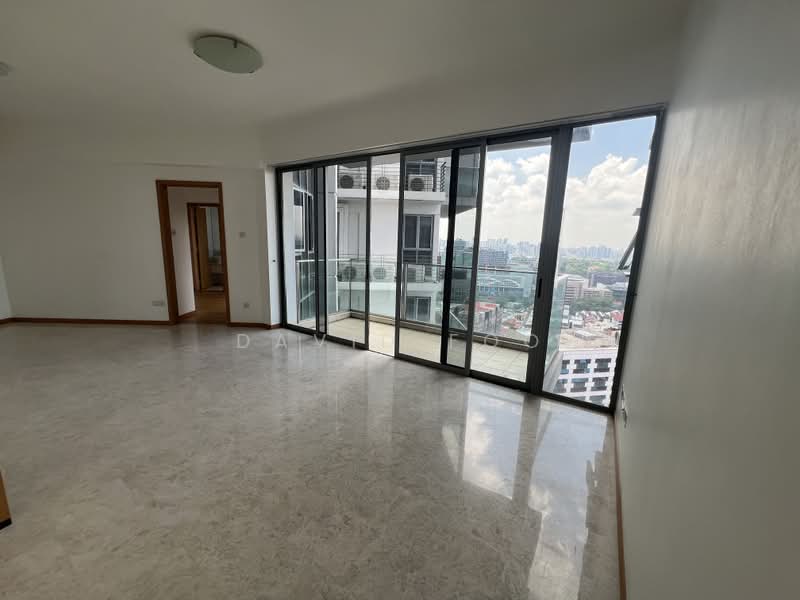 Urbana, 1 River Valley Close, 4 Bedrooms, 1,475 sqft, Condominium For Rent, by David Foo, 500208155 - Balcony - PropertyGuru.com.sg