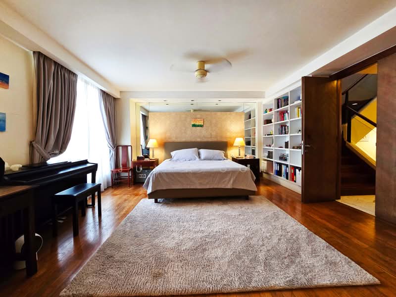 Modern Freehold Bright 5 bedroom Move in Home within 1km of Raffles Girls School, Greenwood / Watten / Tan Kah Kee MRT, 5 Bedrooms, 3,200 sqft, Terraced House For Sale, by Julia Goh, 500208158 - Master Bedroom - PropertyGuru.com.sg