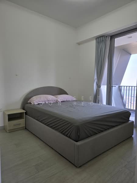 V on Shenton, 5 Shenton Way, 2 Bedrooms, 743 sqft, Condominium For Sale, by Sing Seet Soon Reon, 500208171 - Bedroom - PropertyGuru.com.sg