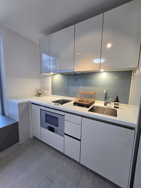 V on Shenton, 5 Shenton Way, 2 Bedrooms, 743 sqft, Condominium For Sale, by Sing Seet Soon Reon, 500208171 - Kitchen - PropertyGuru.com.sg