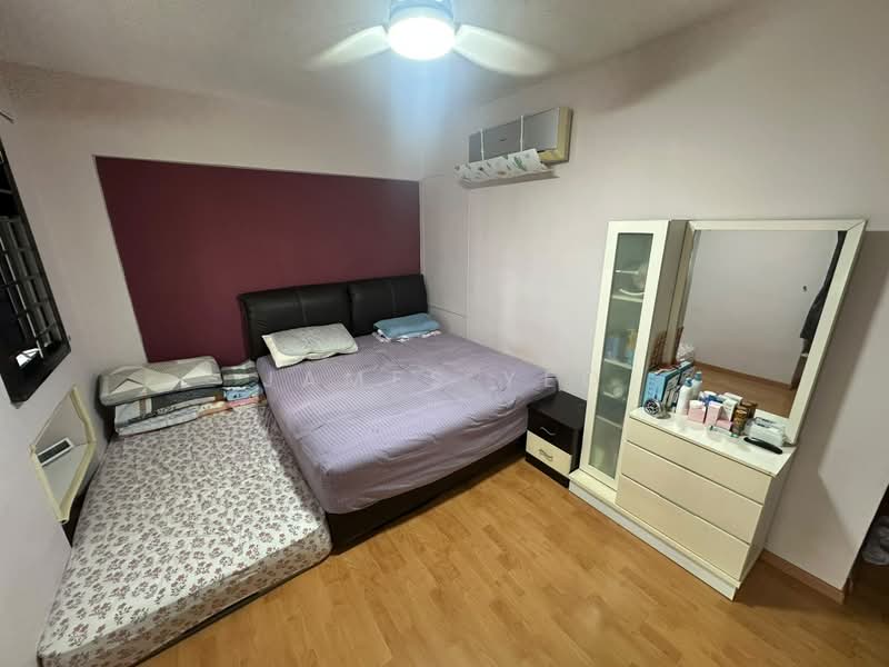 483 Admiralty Link, 483 Admiralty Link, 3 Bedrooms, 1,194 sqft, HDB Flat For Sale, by James Yeo, 500208190 - Bedroom - PropertyGuru.com.sg