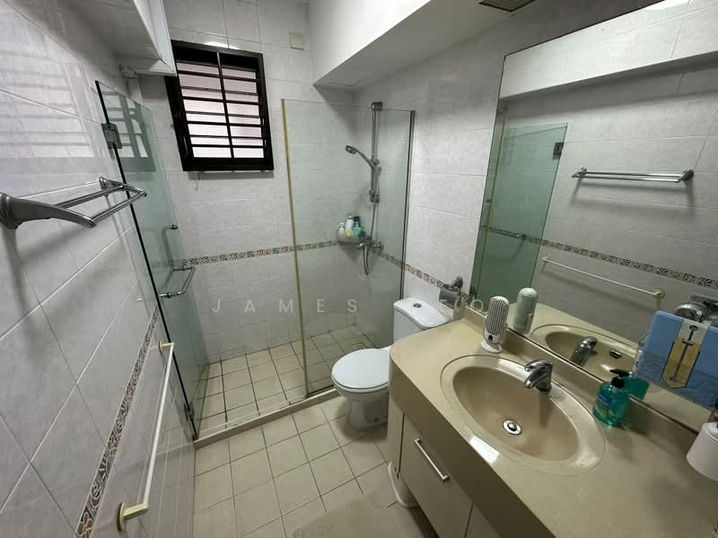 483 Admiralty Link, 483 Admiralty Link, 3 Bedrooms, 1,194 sqft, HDB Flat For Sale, by James Yeo, 500208190 - Bathroom - PropertyGuru.com.sg