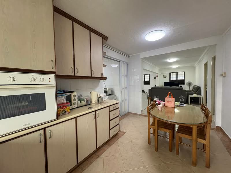 116 Bedok Reservoir Road, 116 Bedok Reservoir Road, 4 Bedrooms, 1,442 sqft, HDB Flat For Sale, by Liam Yuhan (粘钰含), 500208191 - Kitchen - PropertyGuru.com.sg