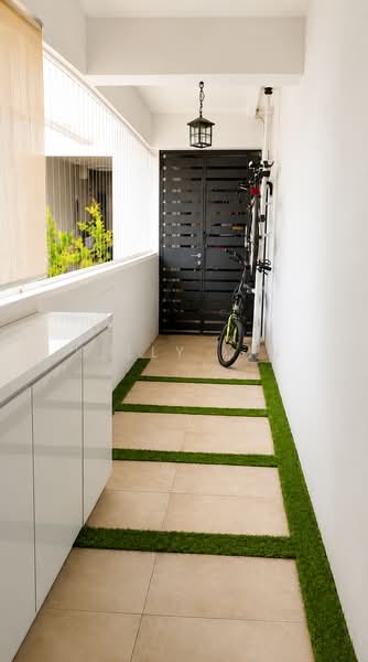 424 Hougang Avenue 6, 424 Hougang Avenue 6, 3 Bedrooms, 1,421 sqft, HDB Flat For Sale, by Kelly Lin, 500208194 - Balcony - PropertyGuru.com.sg